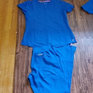 Medcouture medium scrubs royal blue